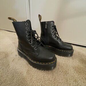 New Dr. Martens Jadon III Pisa Leather Platform Boots